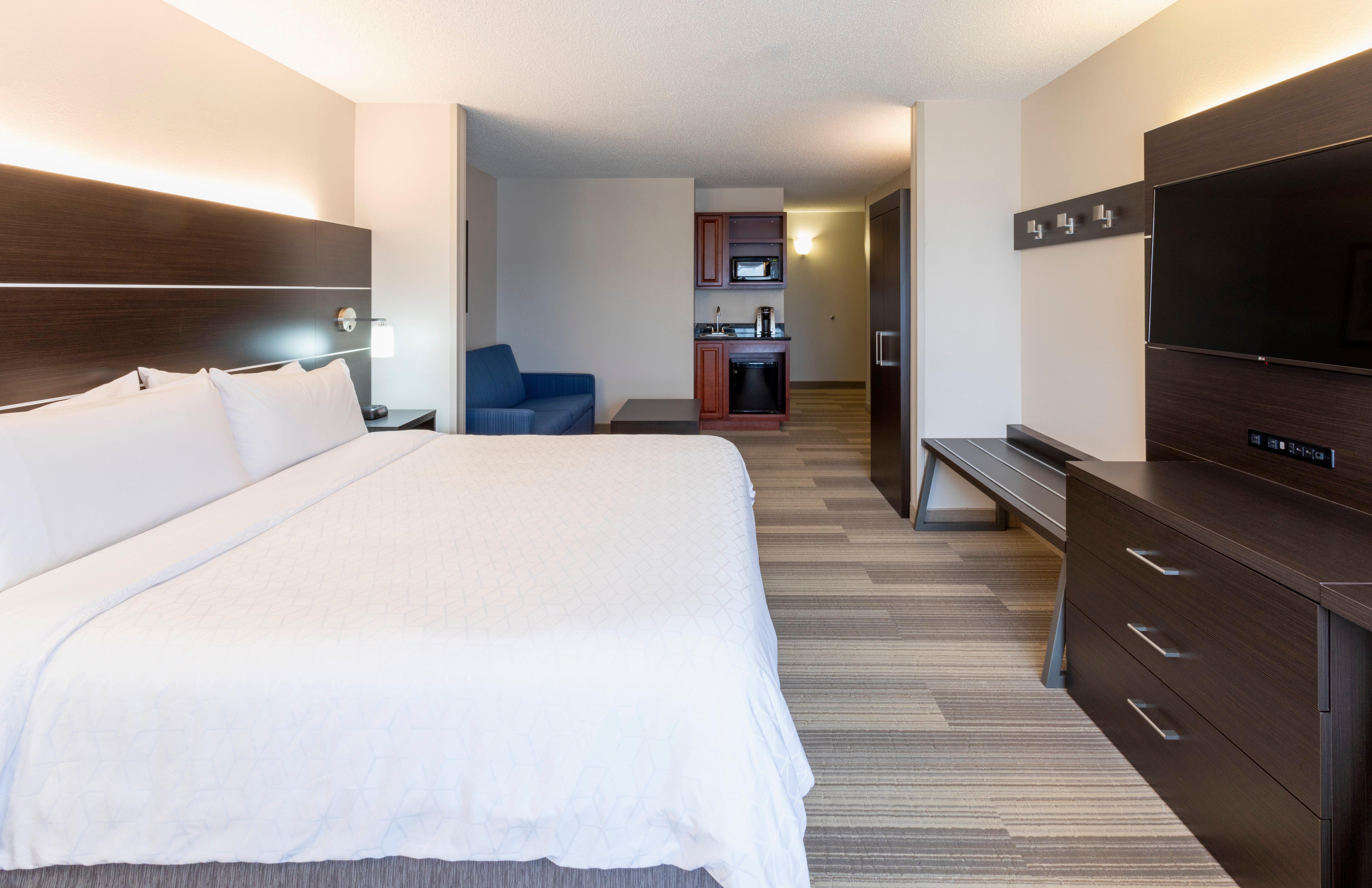 Holiday Inn Express Hotel & Suites-St. Paul By Ihg Vadnais Heights Exterior photo