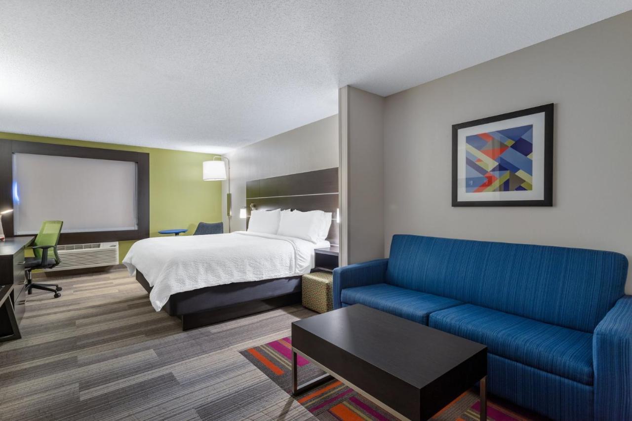 Holiday Inn Express Hotel & Suites-St. Paul By Ihg Vadnais Heights Exterior photo